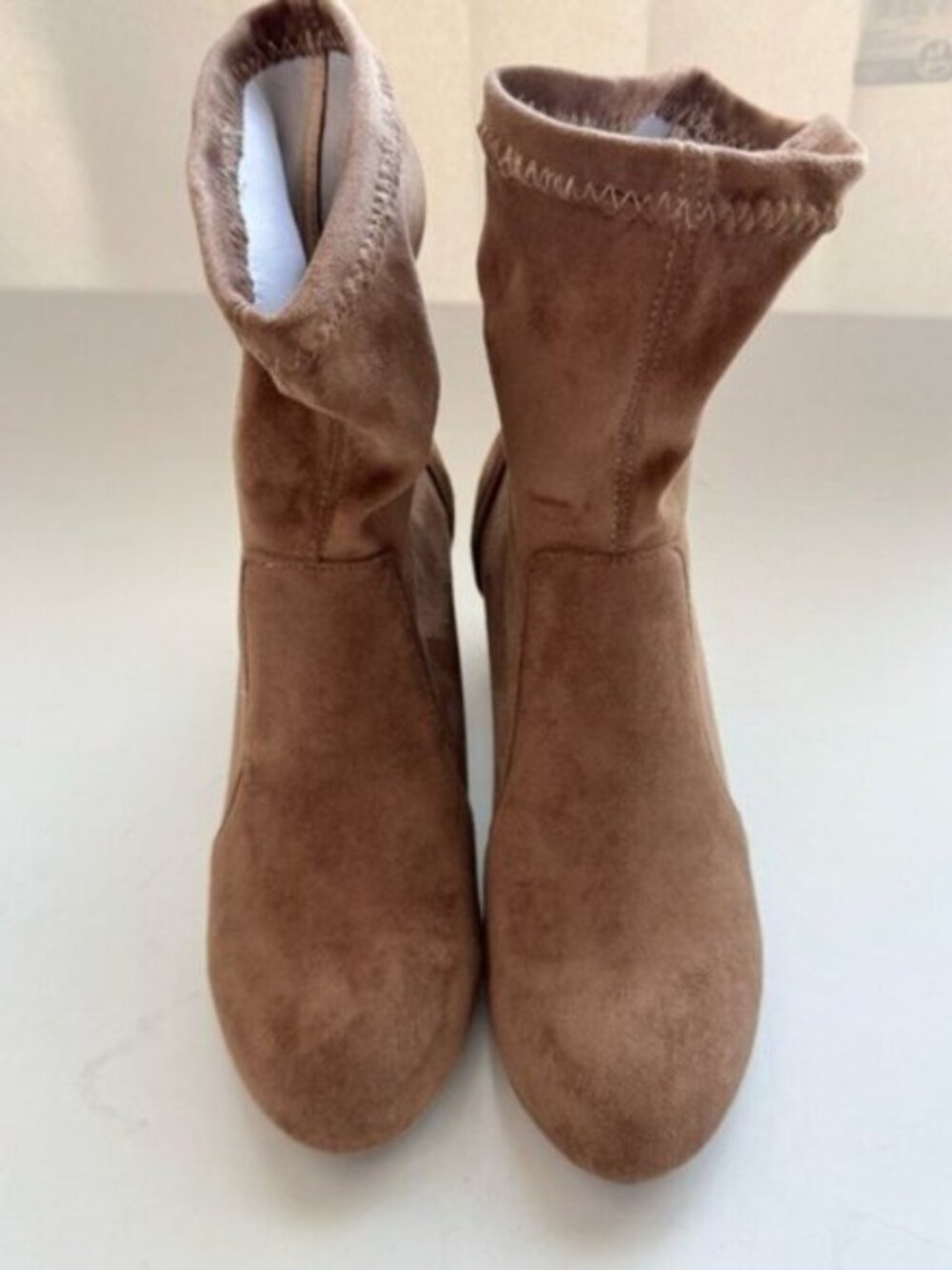 FOWT Women Size 8 Suede Khaki Boots